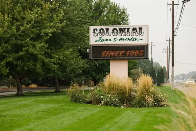 What Makes Colonial Lawn & Garden's Lawn Services Stand Out?